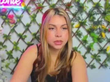 sexy_lily20 — Hi #pvt #lovense #squirt #c2c #stockings