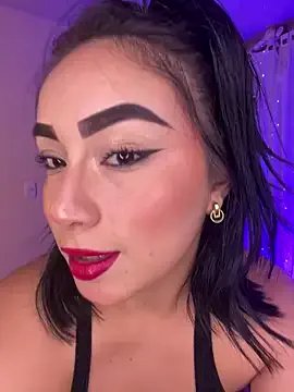 Dafnee_sr on StripChat