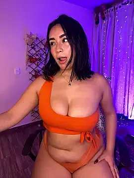 Dafnee_sr on StripChat