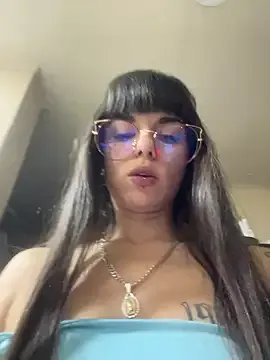 VioletaSubmissive on StripChat